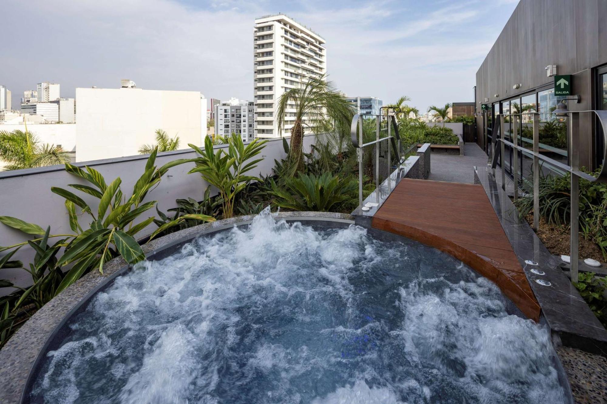 Doubletree By Hilton Lima San Isidro Hotel Екстериор снимка